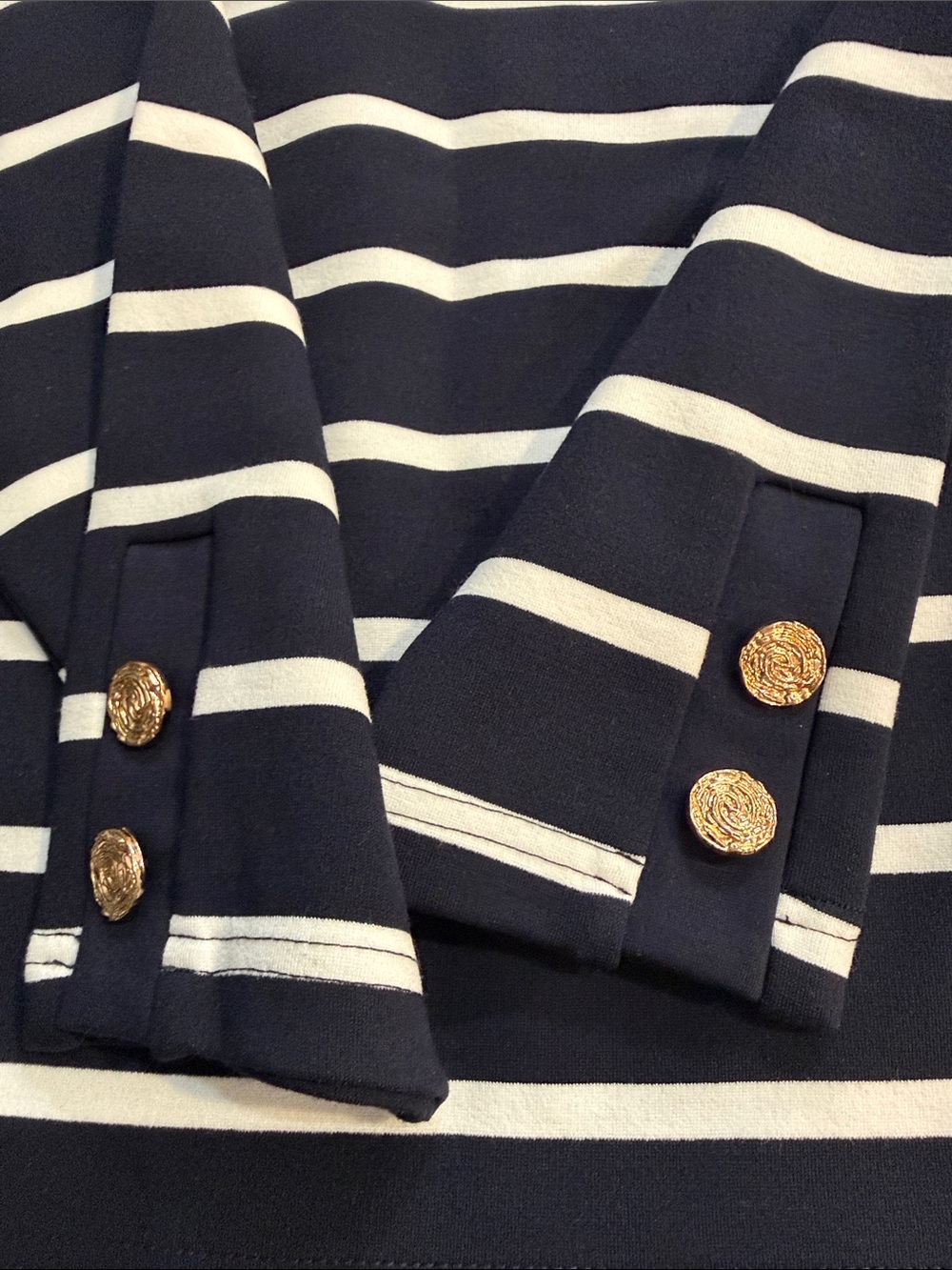 ✨ Haver & Blair Striped Boatneck Top M • Navy White Gold Button Detail ✨ - Picture 8 of 12